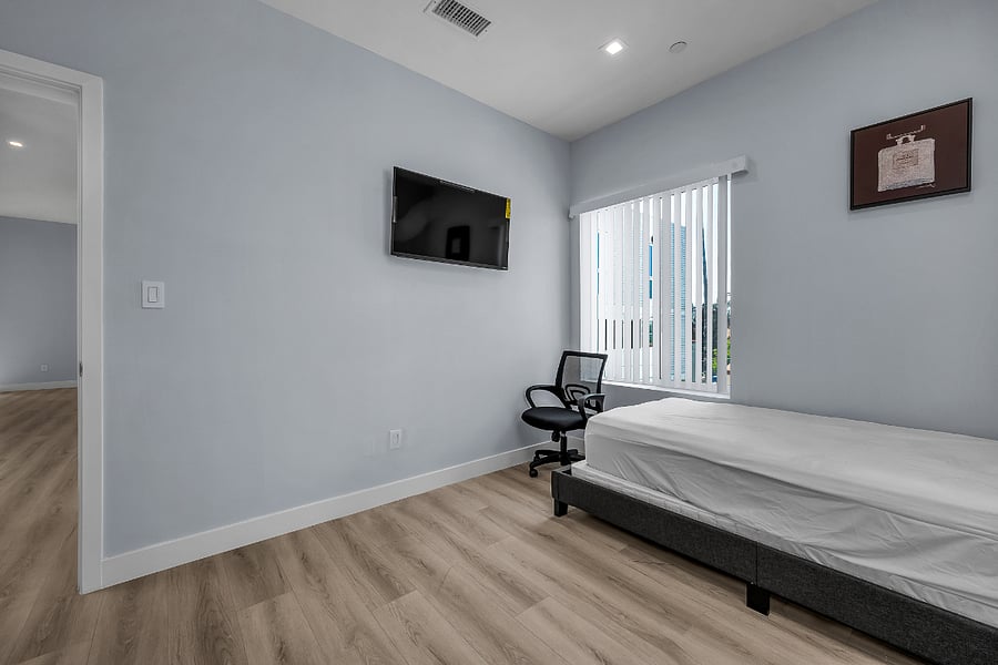 Furnished Finder property 669030_2 photo 10