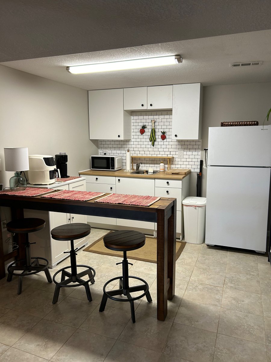 Furnished Finder property 669072_1 photo 2