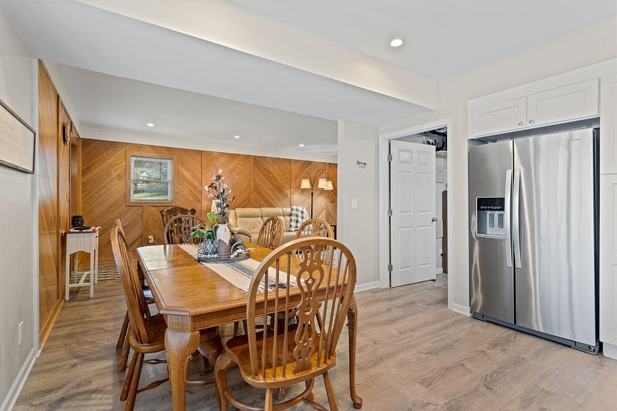Kitchen (laundry room through door on the right)