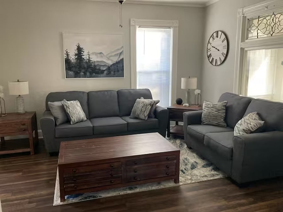 Furnished Finder property 669092_1 photo 1
