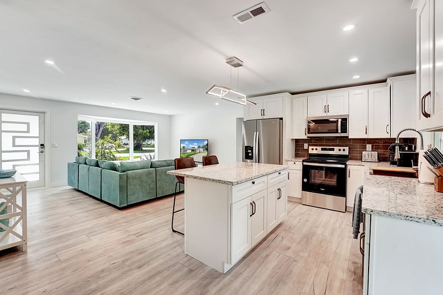 Furnished Finder property 669155_1 photo 3