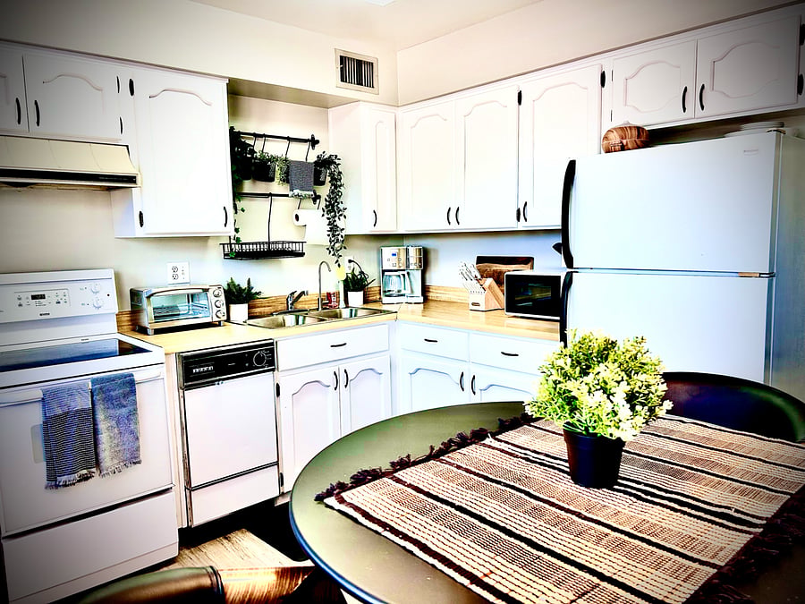 Furnished Finder property 669168_1 photo 5
