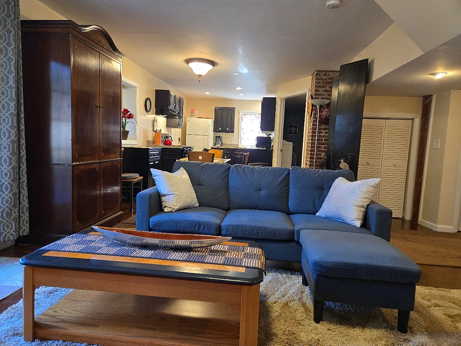Furnished Finder property 669178_1 photo 3