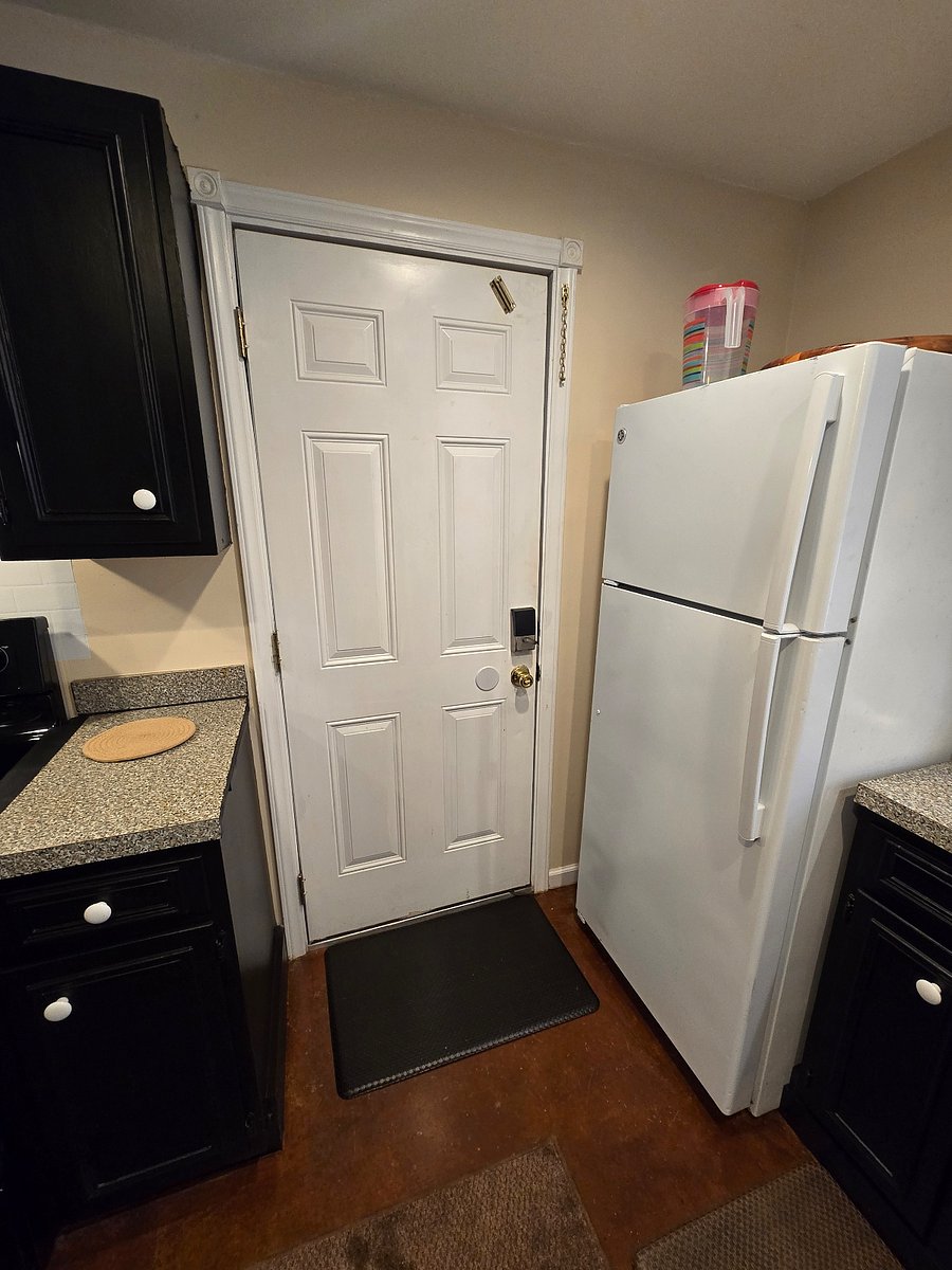 Furnished Finder property 669178_1 photo 25