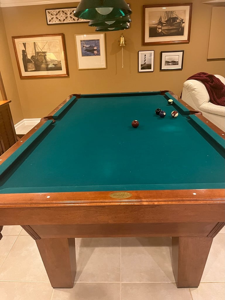Amenity- Full Sized Standard Pool Table