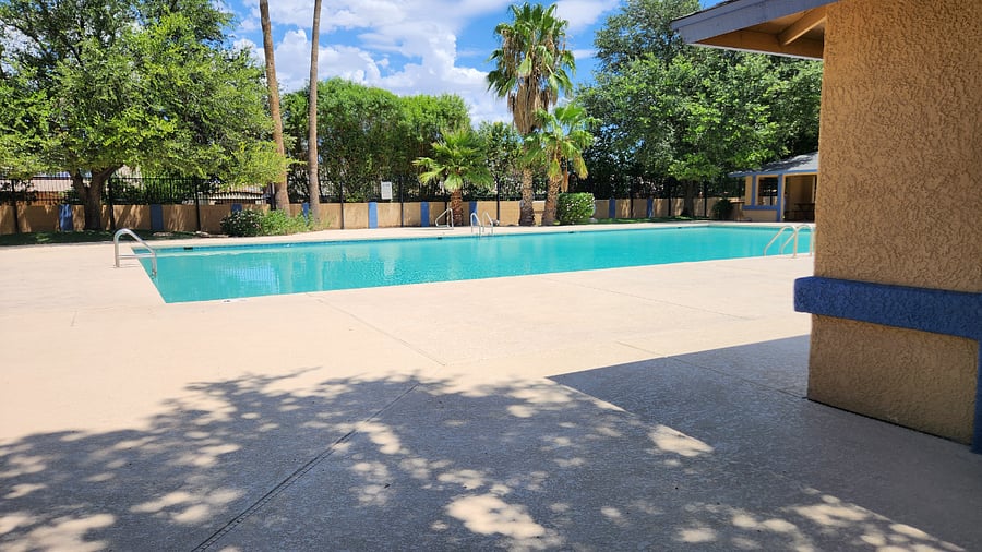 Furnished Finder property 669339_1 photo 22
