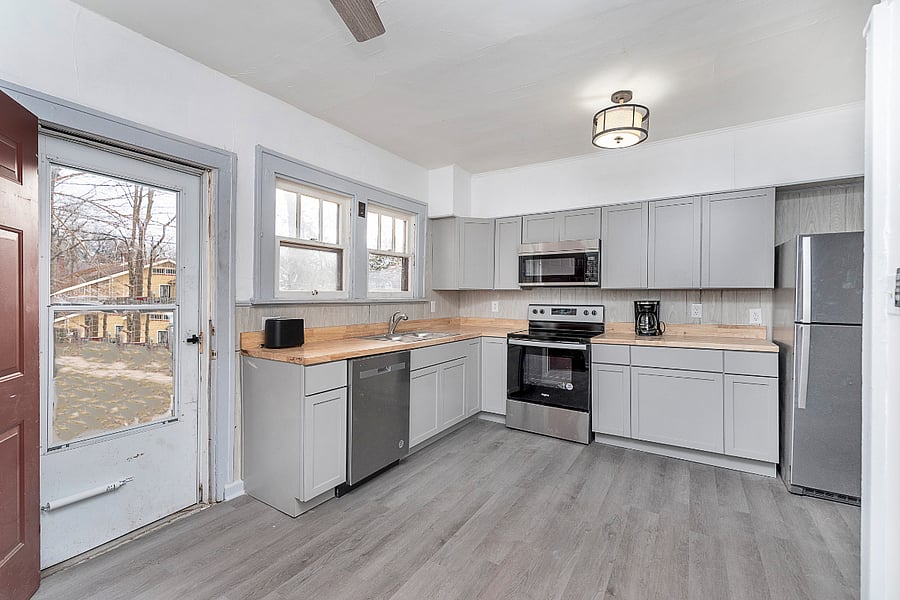 Furnished Finder property 669373_1 photo 9