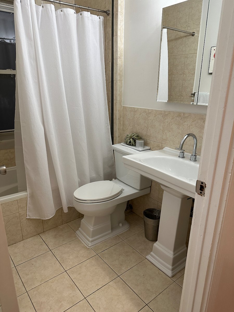 Furnished Finder property 669456_1 photo 8