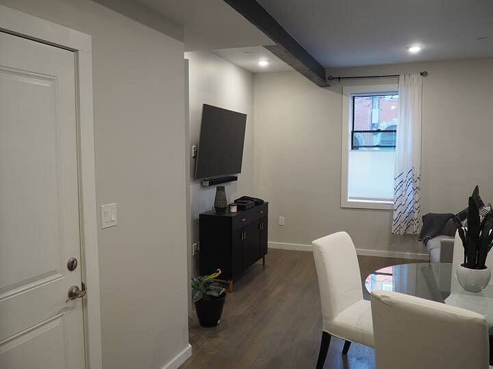 Furnished Finder property 669617_1 photo 4