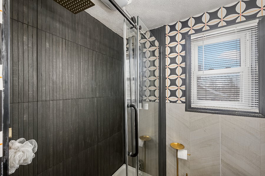 Immerse yourself in the epitome of relaxation. Our modern rain shower bathroom: where luxury meets the soothing rhythm of a gentle downpour. 