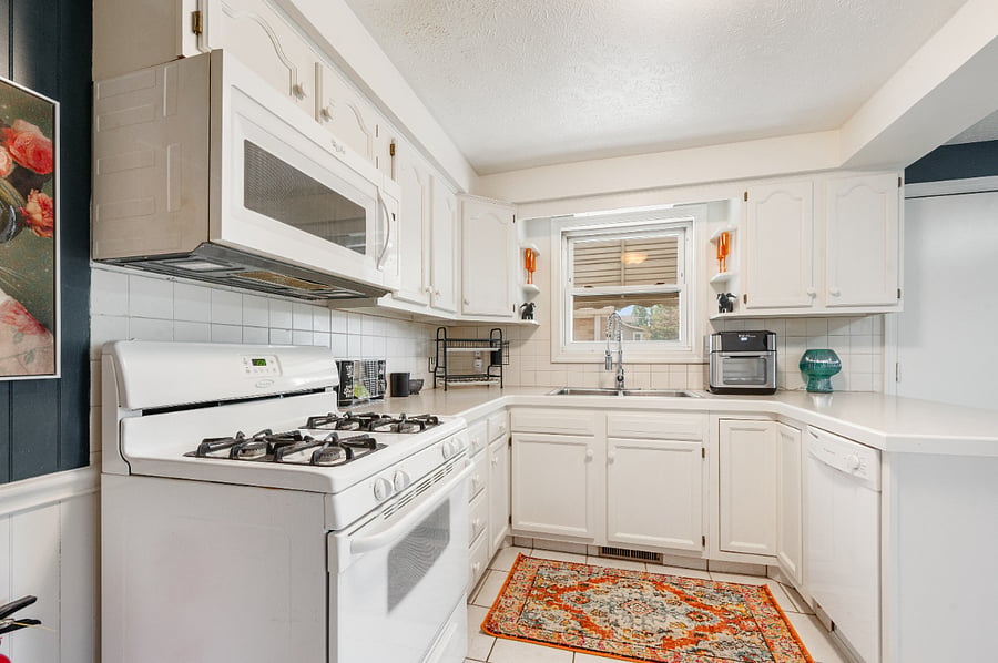 Furnished Finder property 669632_2 photo 8