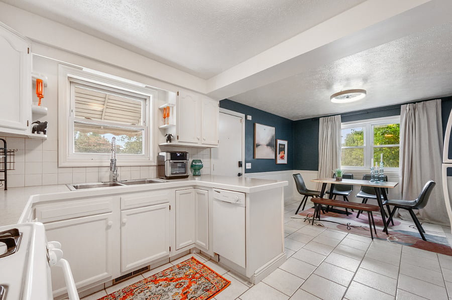 Furnished Finder property 669632_2 photo 10