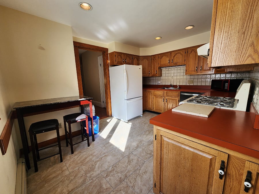 Full kitchen shared