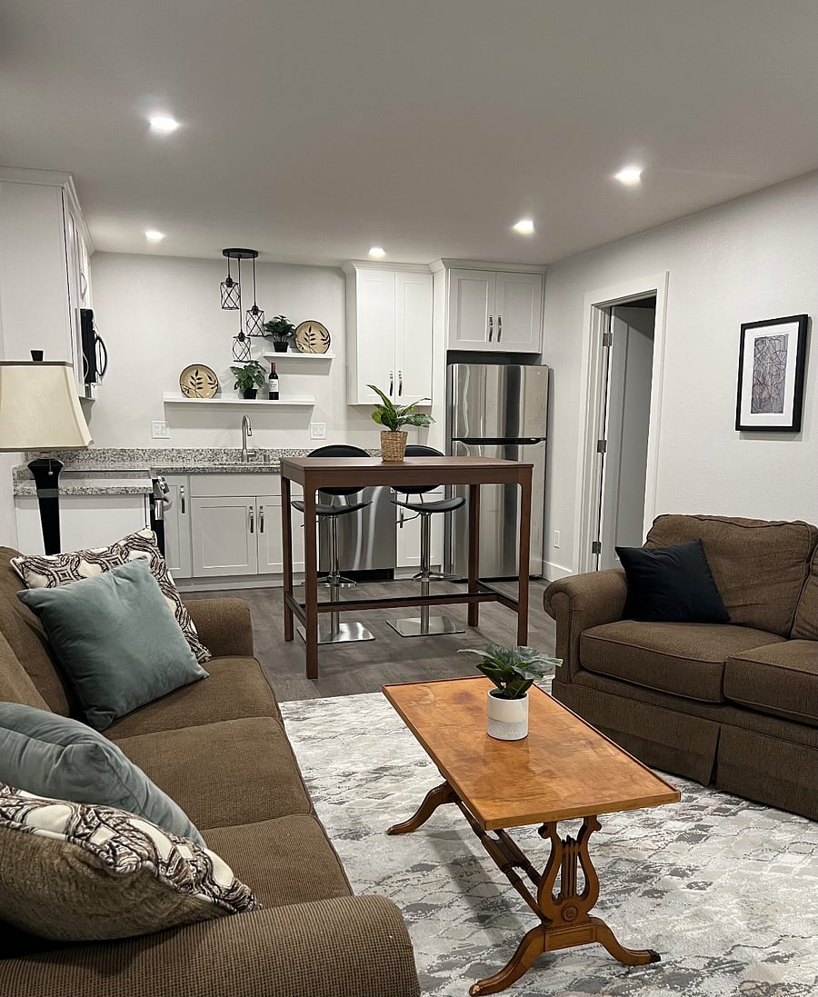 Furnished Finder property 669757_1 photo 3