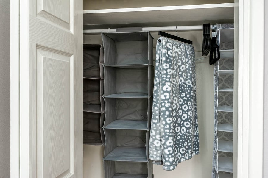 Storage closet: more detailed look