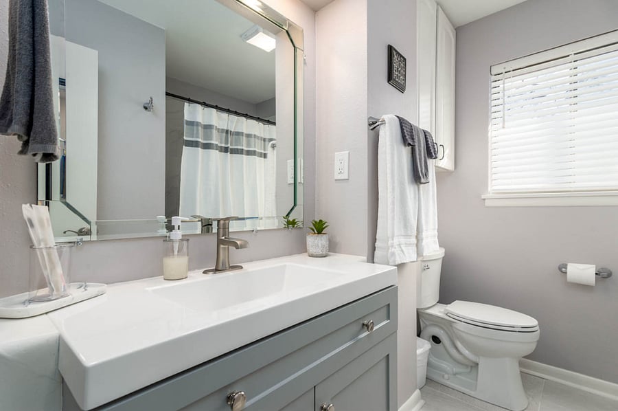 Bathroom 1: Main full bath-  has first aid kit, bath linens, shampoo/conditioner, toothbrush,  two spare towels, and a hand towel and a few essentials.