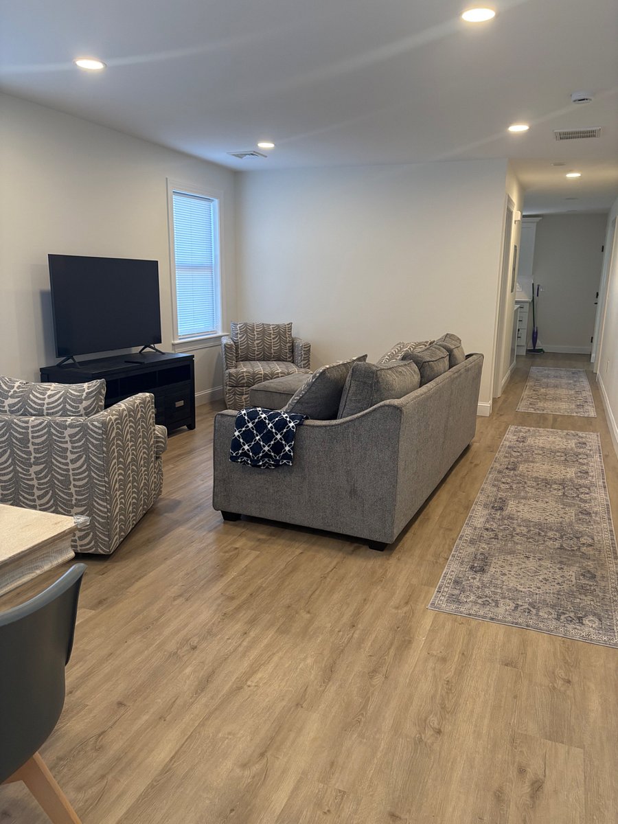 Furnished Finder property 669827_1 photo 11