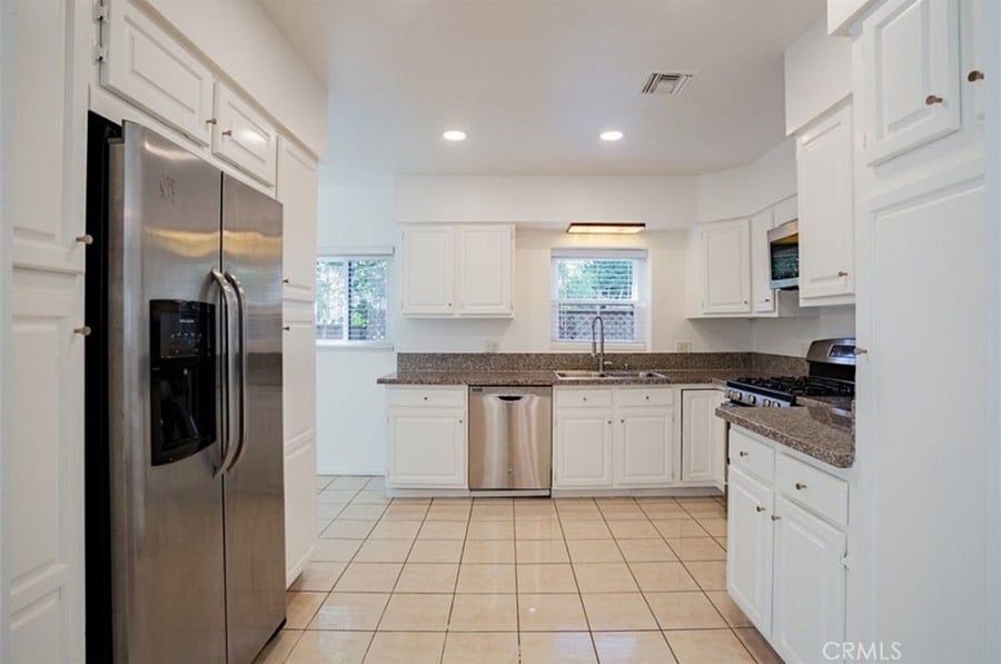 Furnished Finder property 669832_1 photo 3