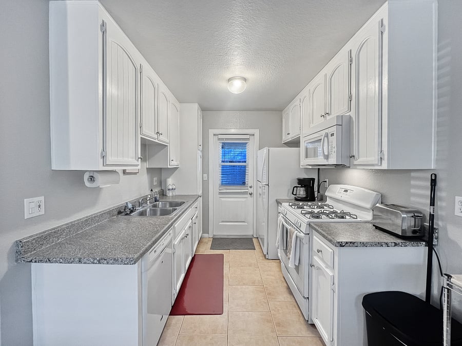 Furnished Finder property 669896_1 photo 9
