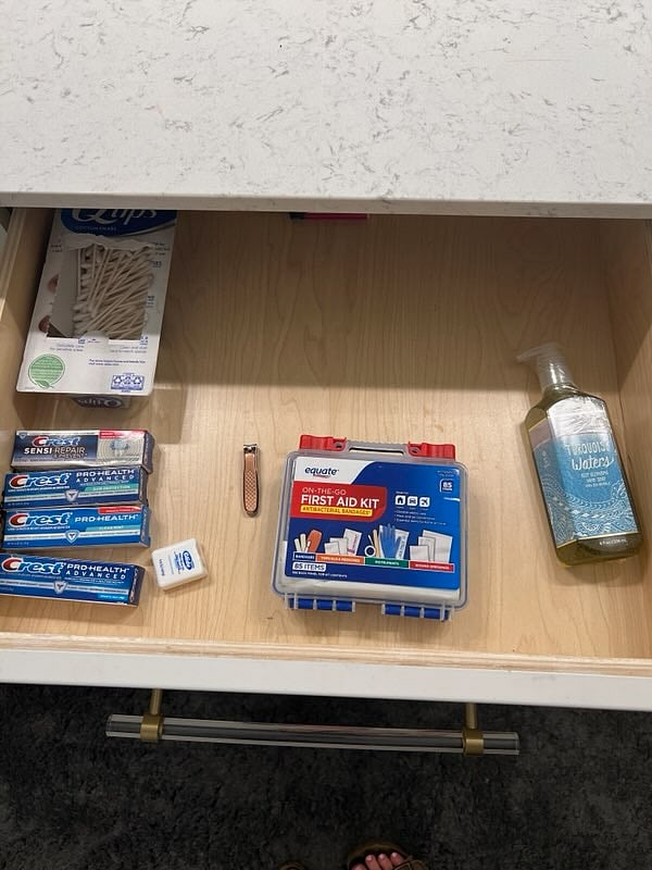 Extra toiletries in Second bedroom
