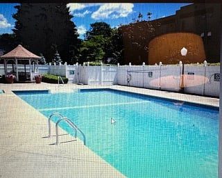 Furnished Finder property 669975_1 photo 13