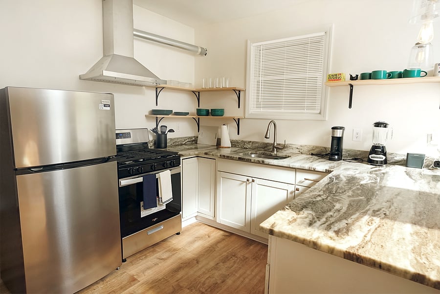 Furnished Finder property 670003_1 photo 4