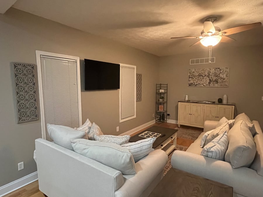 Living Rm