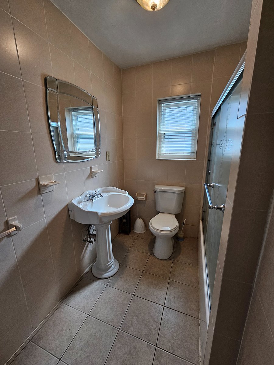 Furnished Finder property 670097_2 photo 7