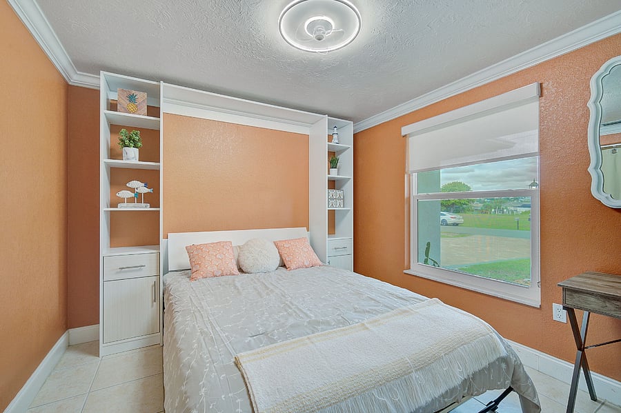 Murphy bed
