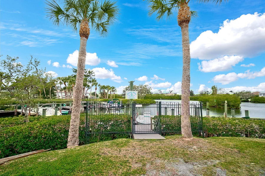 Furnished Finder property 670117_1 photo 34