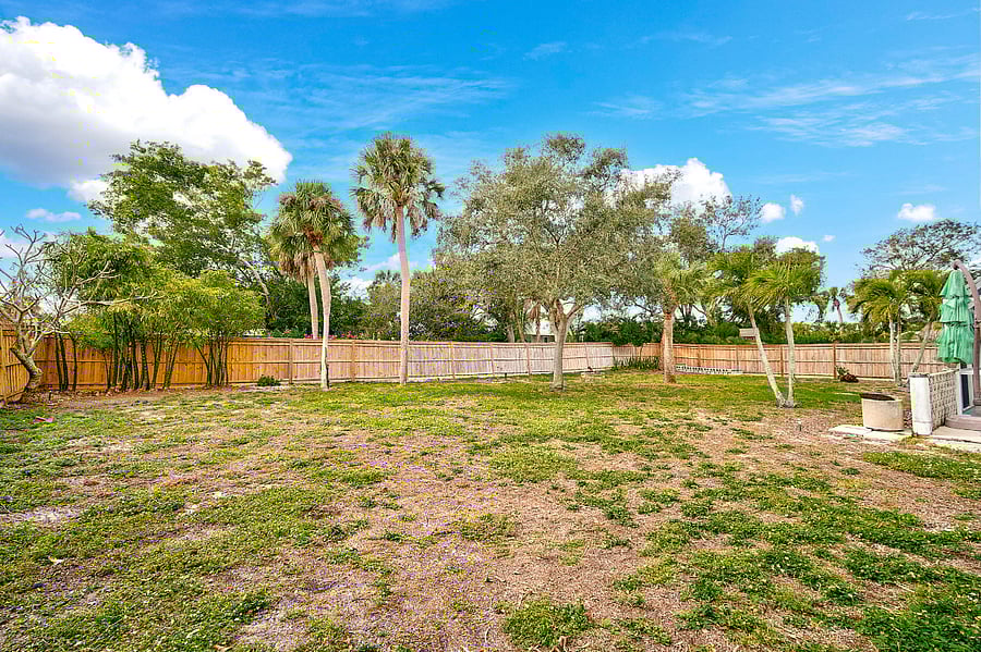 Furnished Finder property 670117_1 photo 31