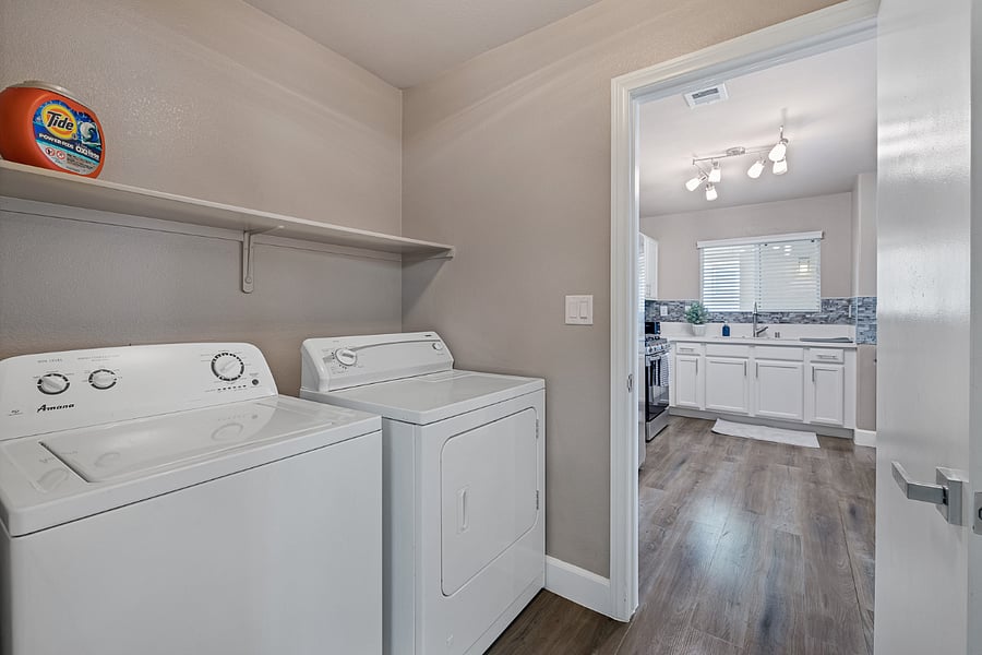 Furnished Finder property 670126_1 photo 17