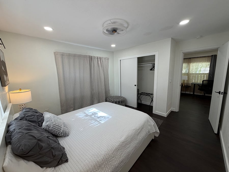 Furnished Finder property 670160_1 photo 38
