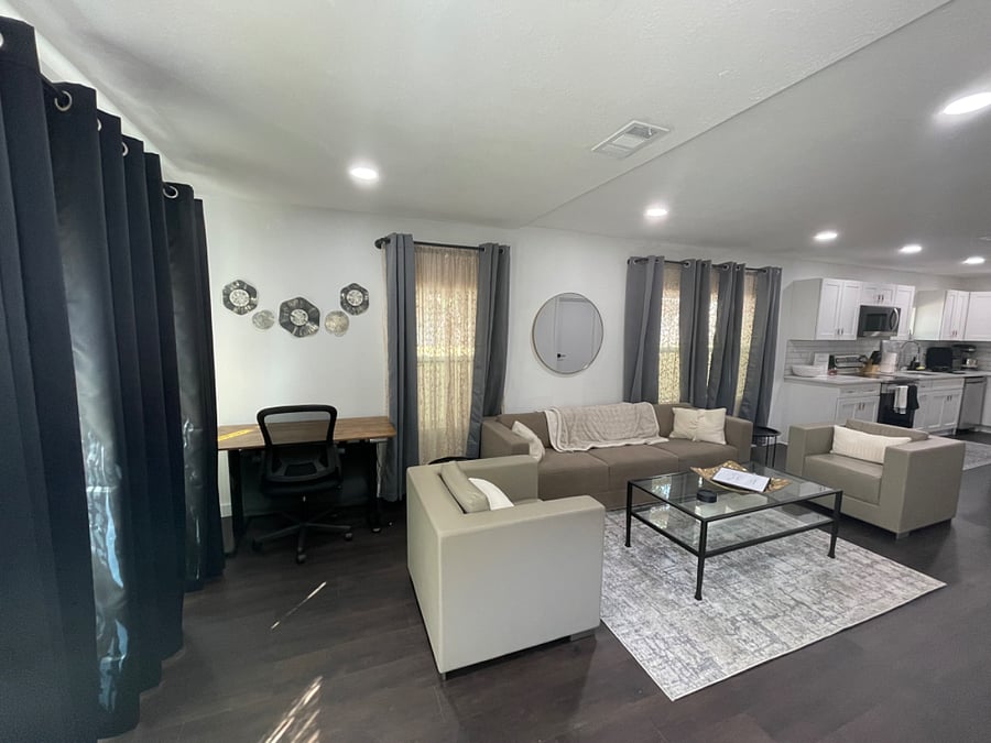 Furnished Finder property 670160_2 photo 7