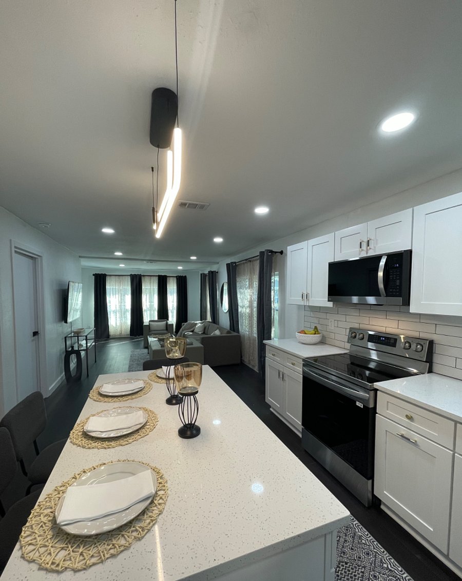 Furnished Finder property 670160_2 photo 12