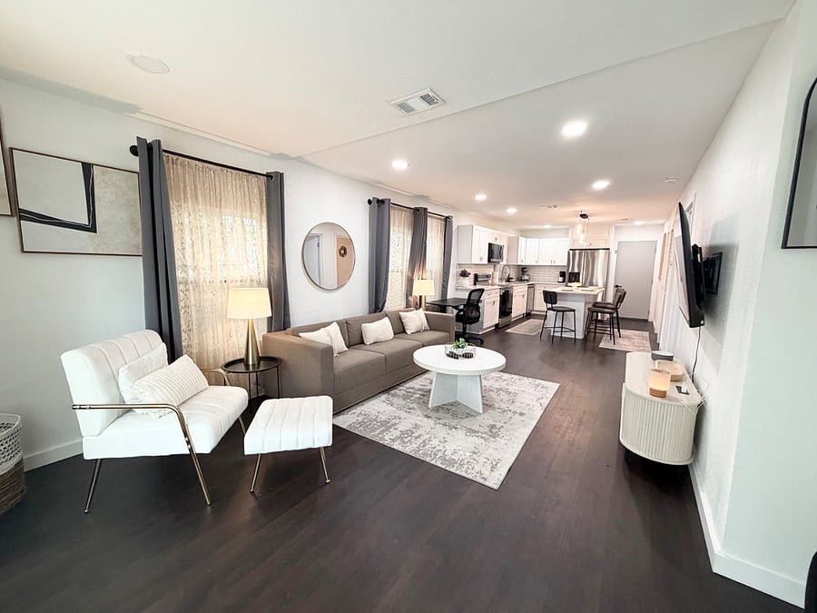 Furnished Finder property 670160_2 photo 4