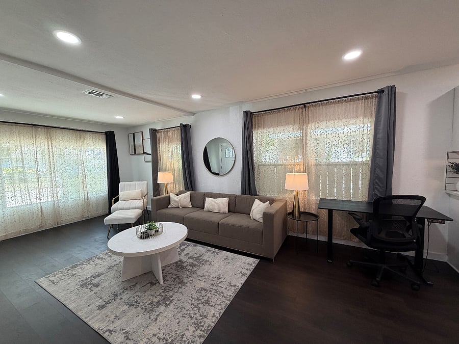 Furnished Finder property 670160_2 photo 6
