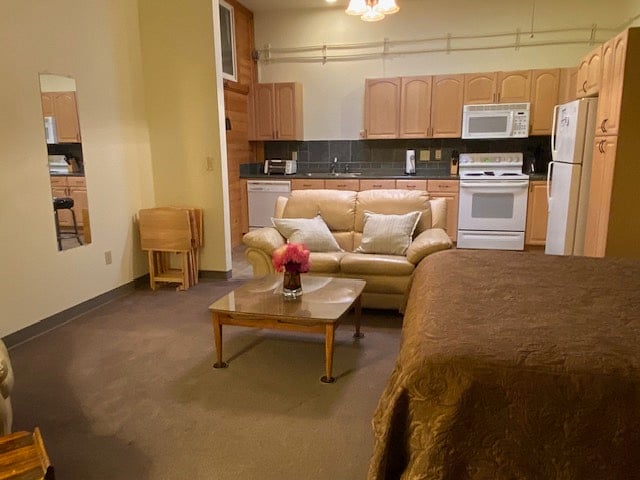 Furnished Finder property 670212_2 photo 5