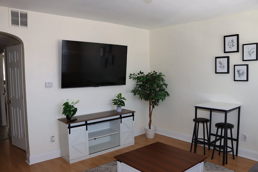 Furnished Finder property 670225_2 photo 7