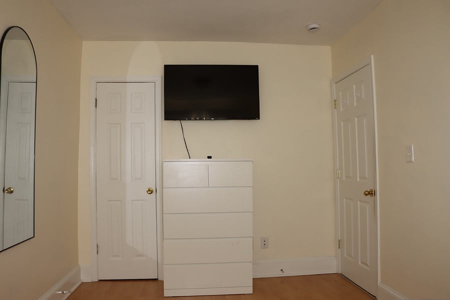 Furnished Finder property 670225_2 photo 17