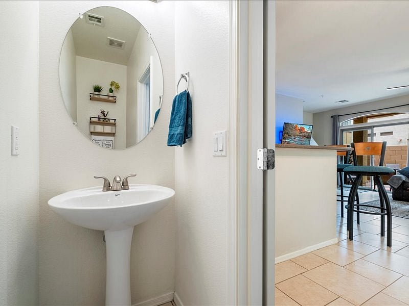 Furnished Finder property 670238_2 photo 9