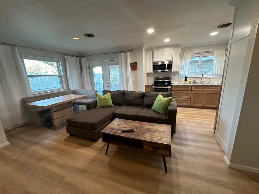 Furnished Finder property 670375_1 photo 3