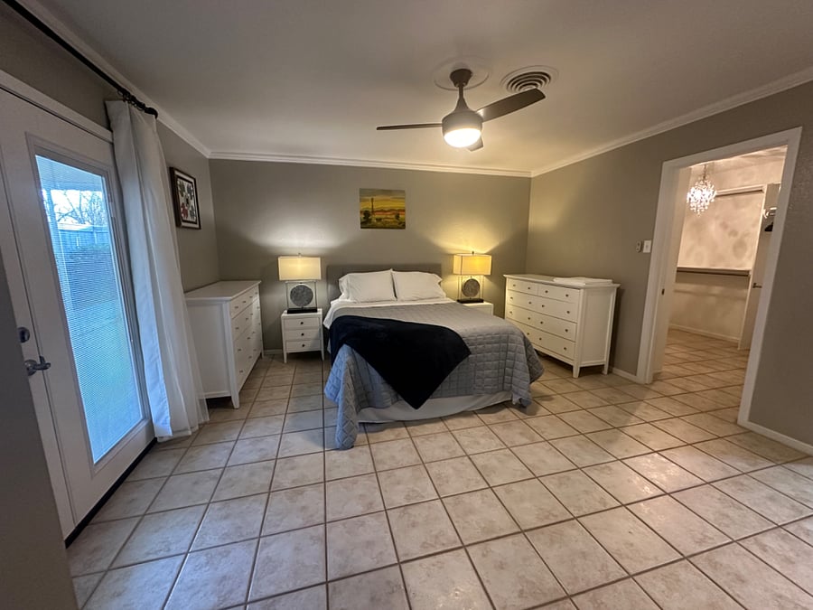 Furnished Finder property 670375_1 photo 17
