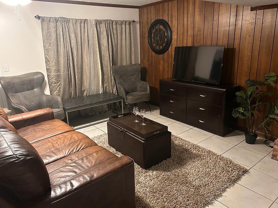 Furnished Finder property 670390_1 photo 5