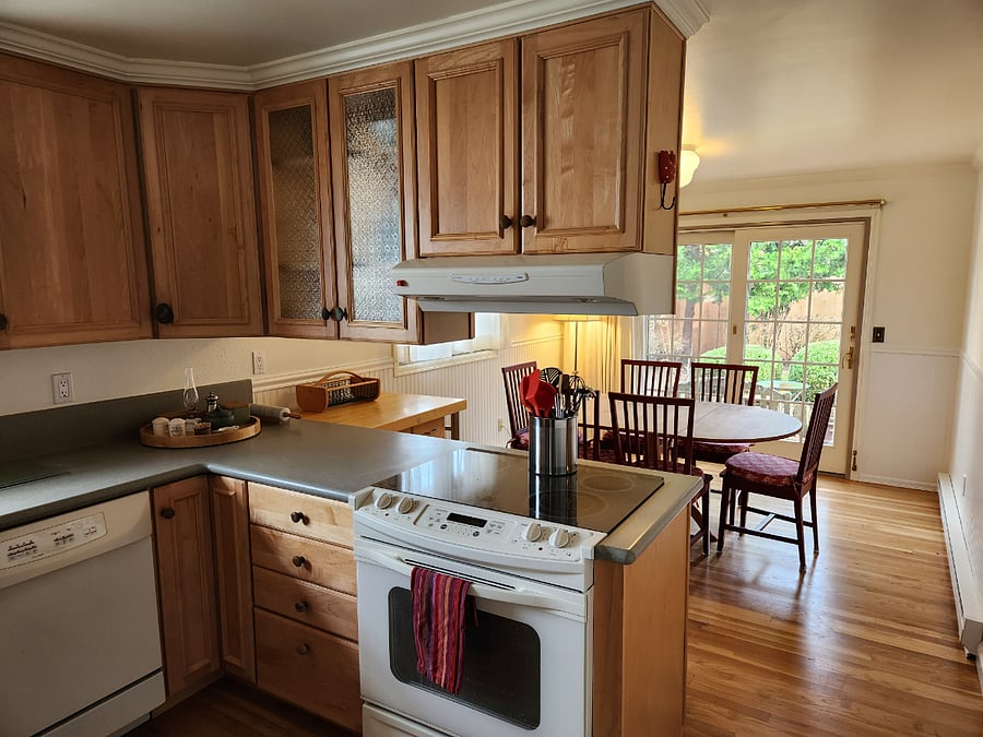 Furnished Finder property 670416_1 photo 7