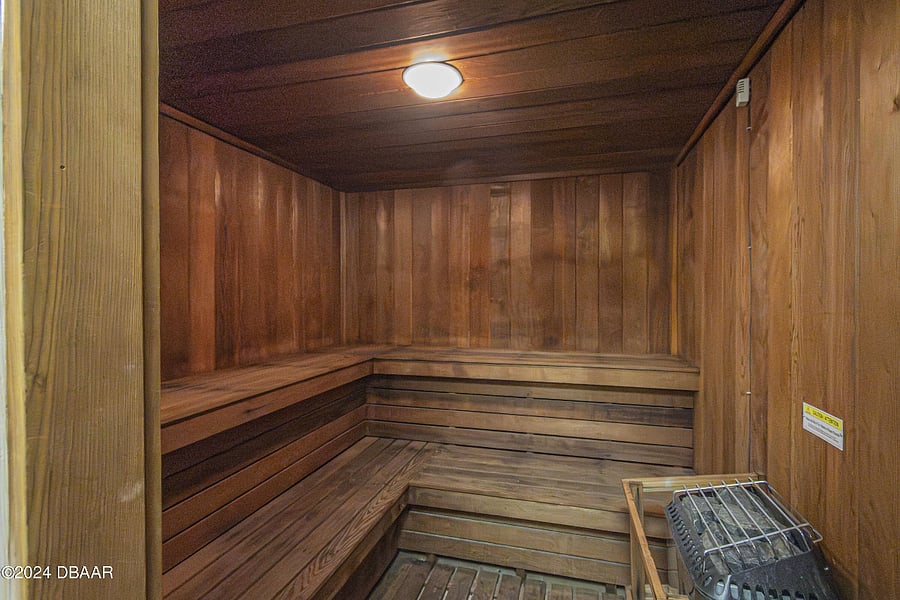 Furnished Finder property 670477_1 photo 35