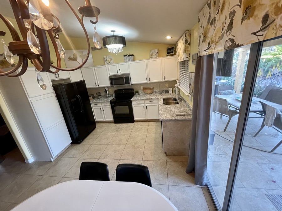 Furnished Finder property 670480_1 photo 16