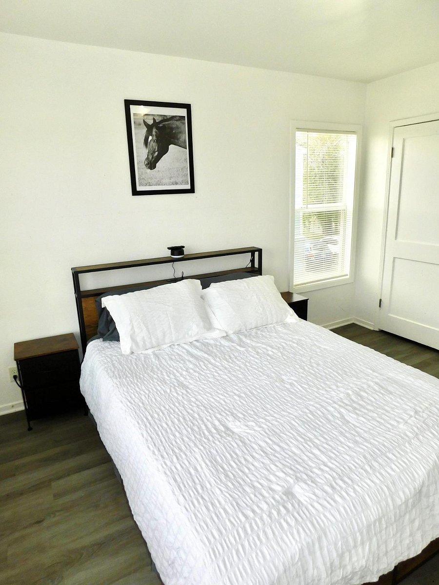 Furnished Finder property 670483_1 photo 12