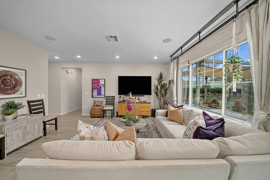 Furnished Finder property 670496_1 photo 3