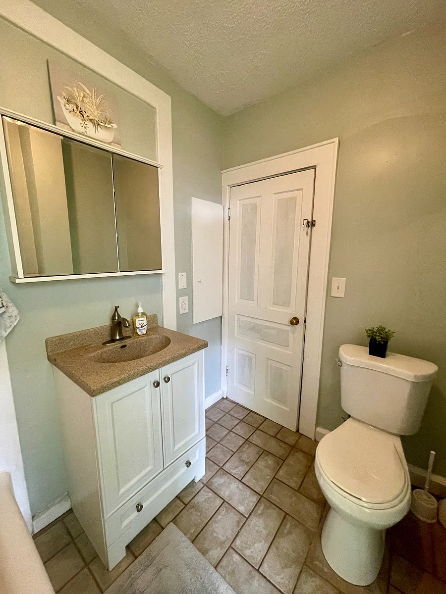 Furnished Finder property 670518_1 photo 11